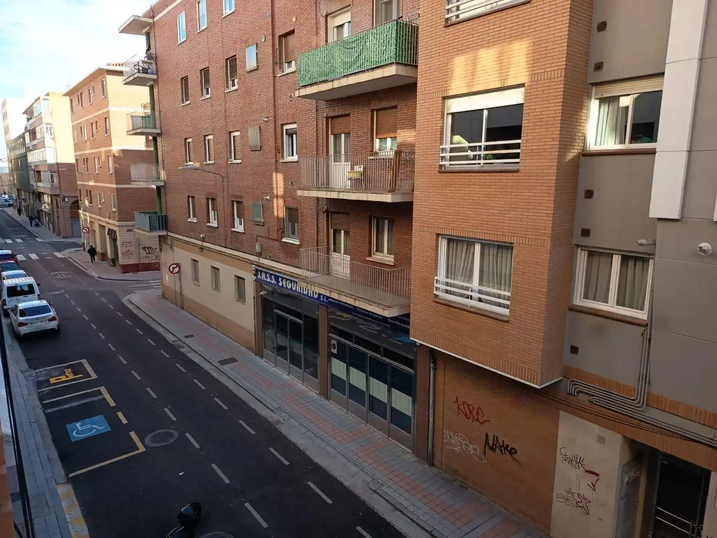 Vista exterior de Pis en venda en Palencia amb Calefacció, Parquet i Traster