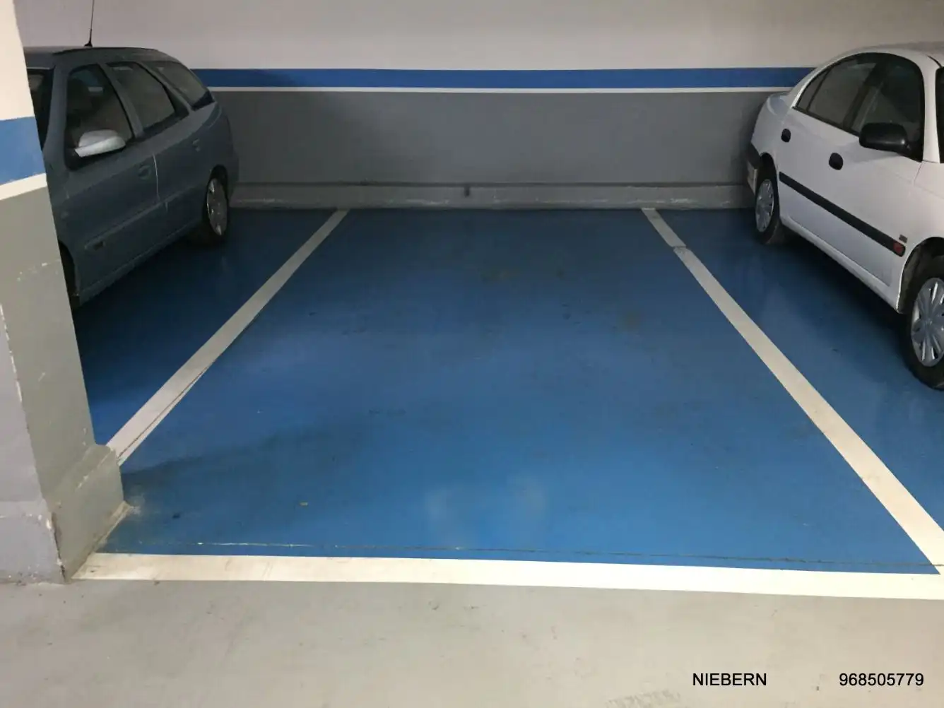 Parking de Piso de alquiler en Cartagena con Aire acondicionado, Parquet y Amueblado