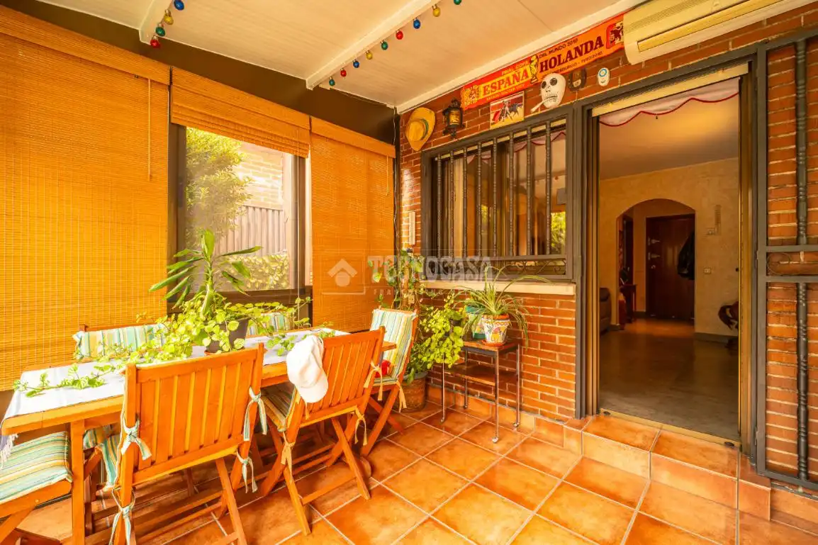 Terraza de Casa adosada en venta en Arganda del Rey con Aire acondicionado y Amueblado