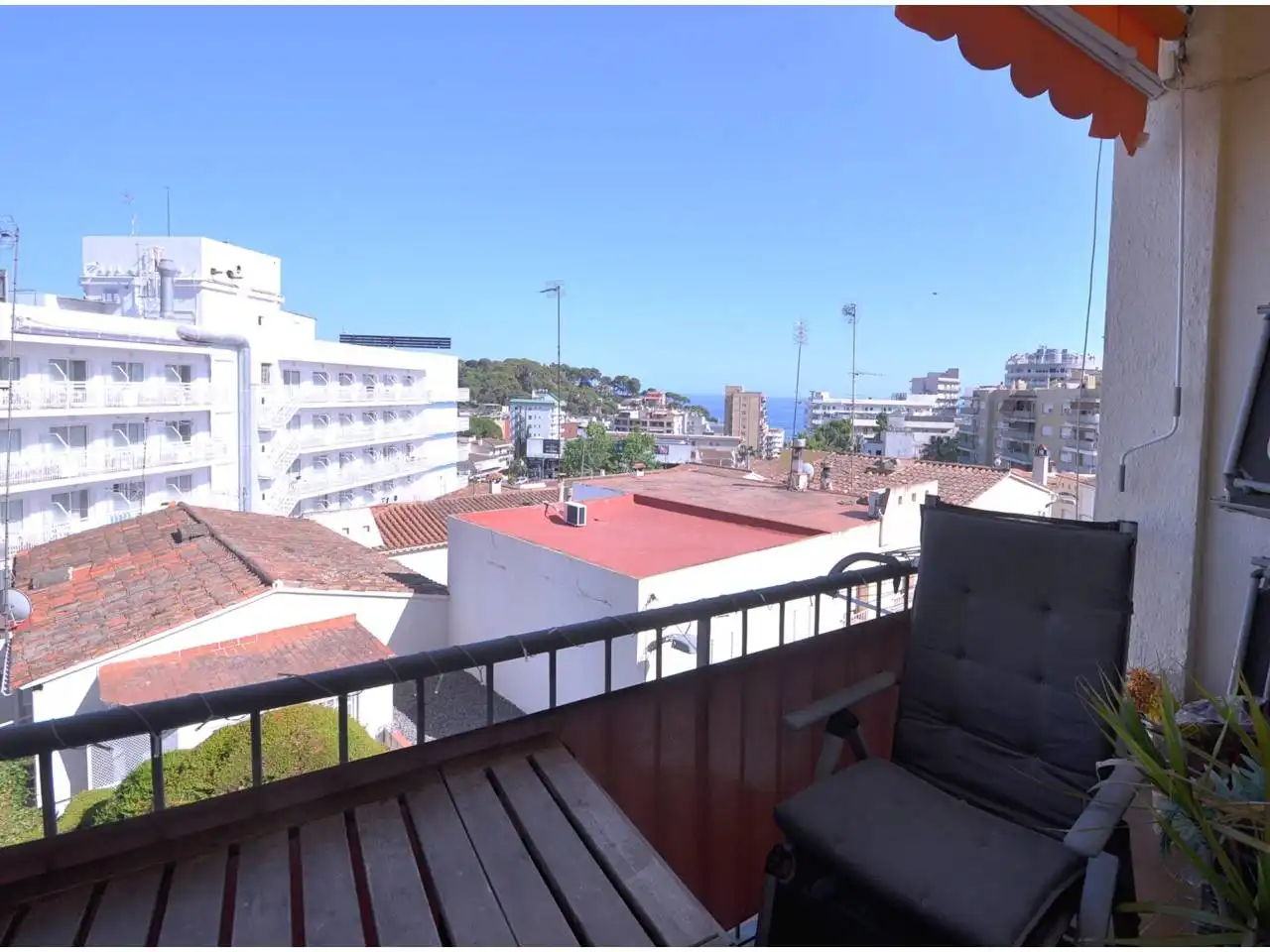 Terrasse von Wohnungen zum Verkauf in Lloret de Mar mit Möbliert, Balkon und Gemeinschaftspool