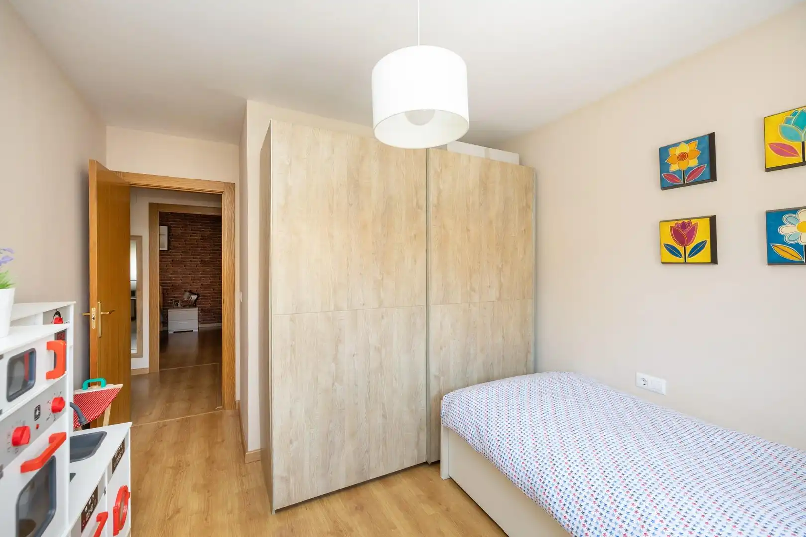 Habitación de Casa adosada en venta en Gójar con Calefacción