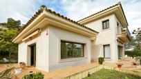 Vista exterior de Casa o xalet en venda en Olivella amb Terrassa i Balcó
