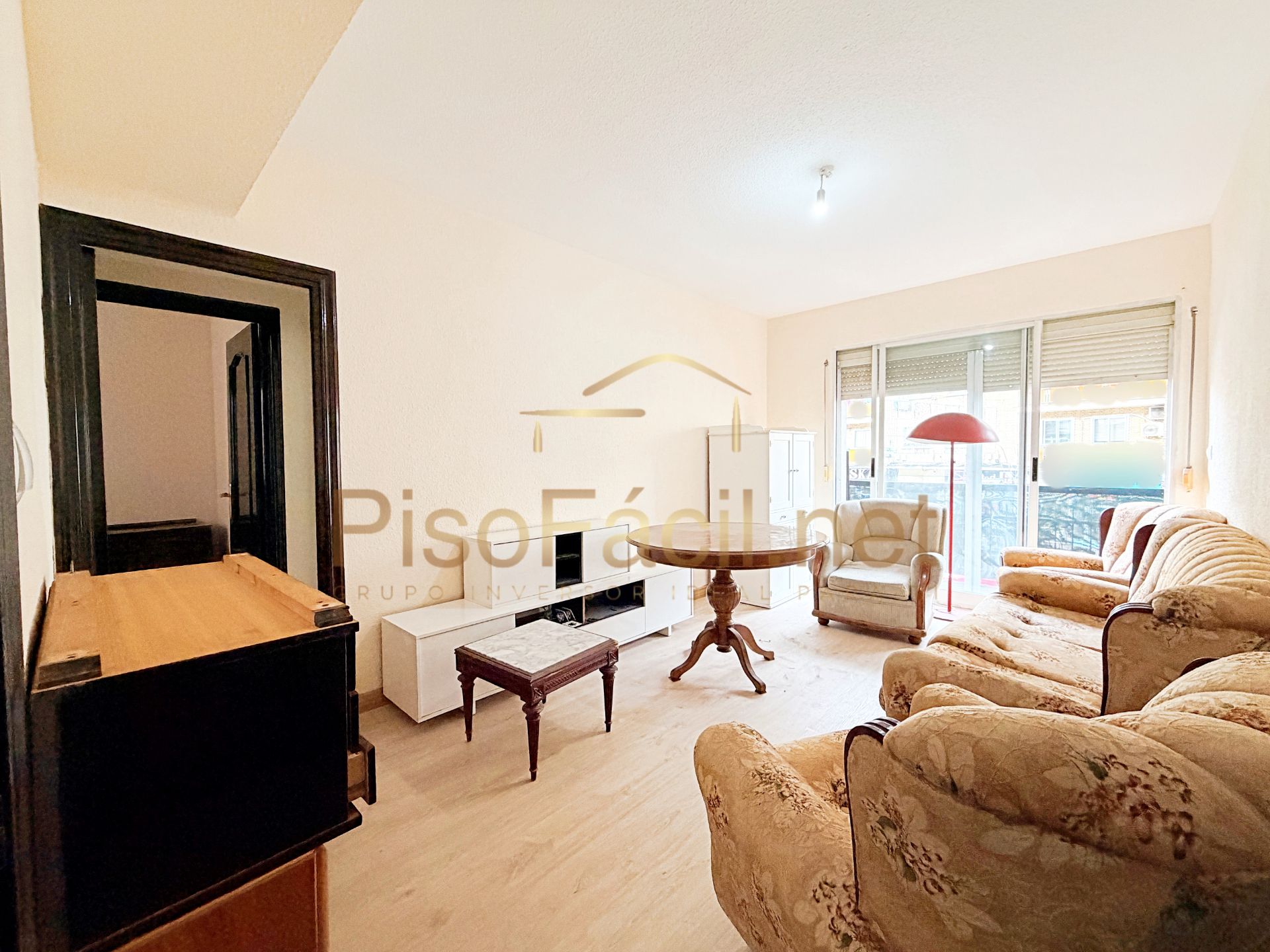 Living room of Flat for sale in Parla  with Heating, Terrace and Oven