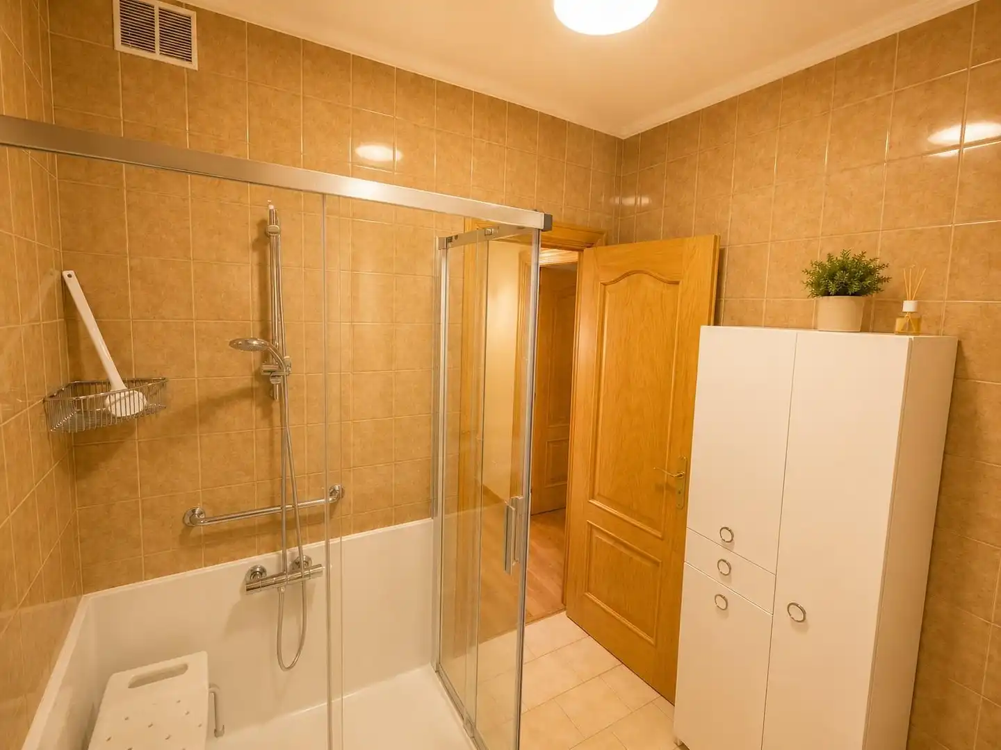 Bathroom of Flat for sale in Burlada / Burlata  with Heating