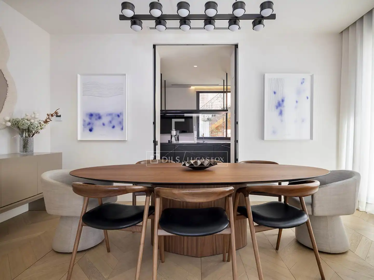Comedor de Casa o chalet en venta en Barcelona con Aire acondicionado, Calefacción y Jardín privado