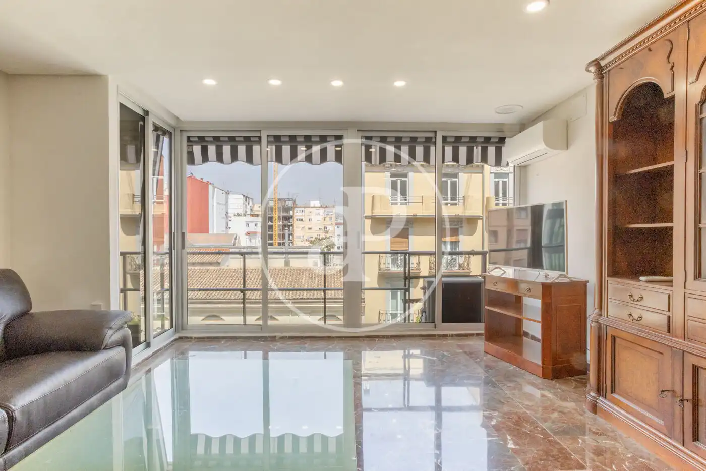 Sala de estar de Piso de alquiler en  Valencia Capital con Aire acondicionado, Calefacción y Amueblado