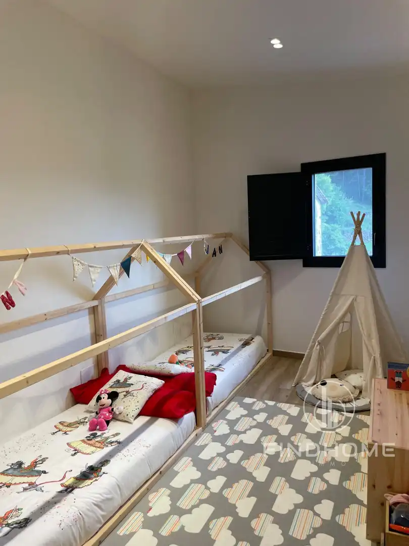 Bedroom of Country homes for sale in Les Preses  with Air Conditioner, Private garden and Terrace