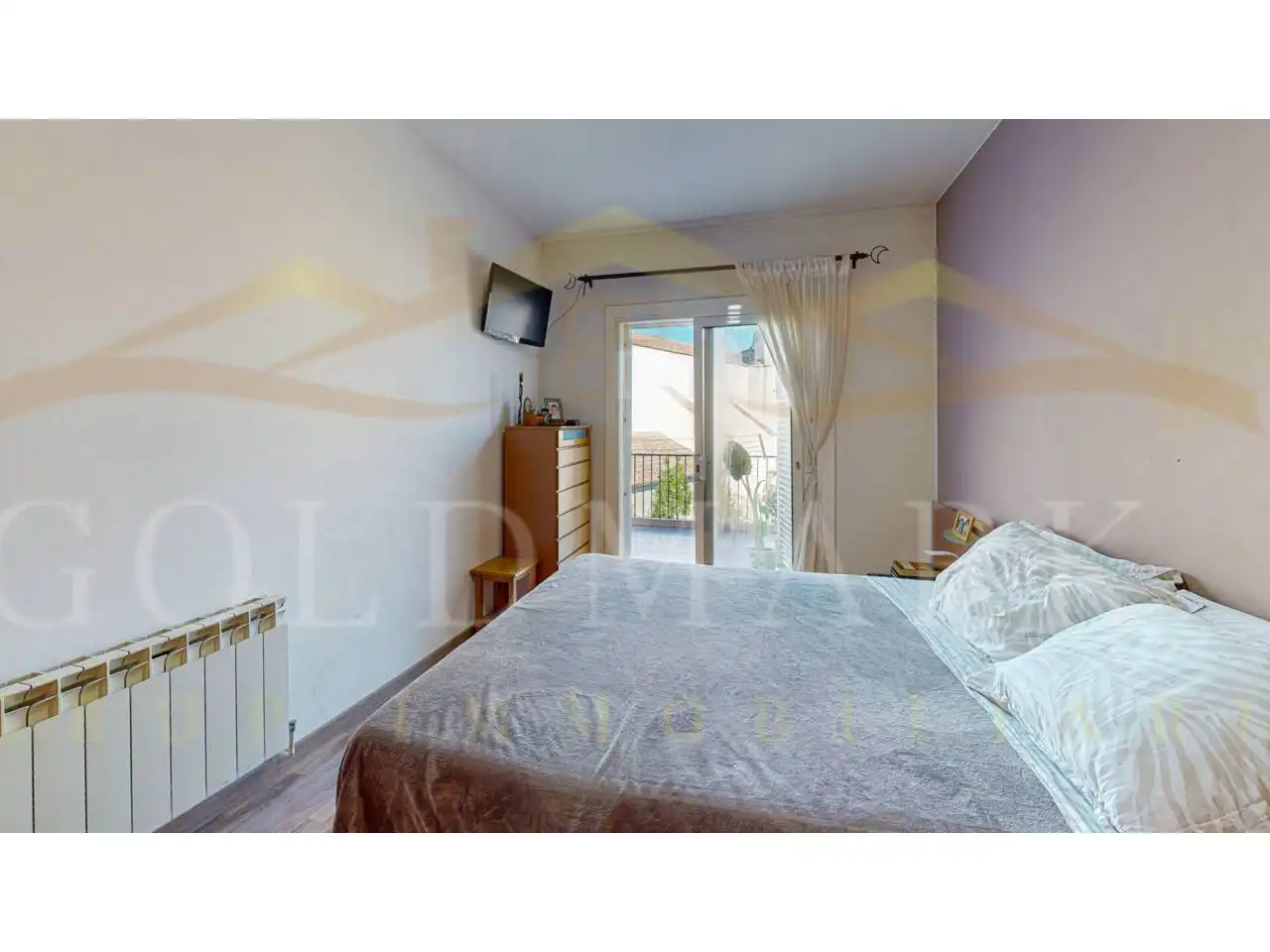 Habitación de Piso en venta en Sant Vicenç Dels Horts con Aire acondicionado, Calefacción y Parquet