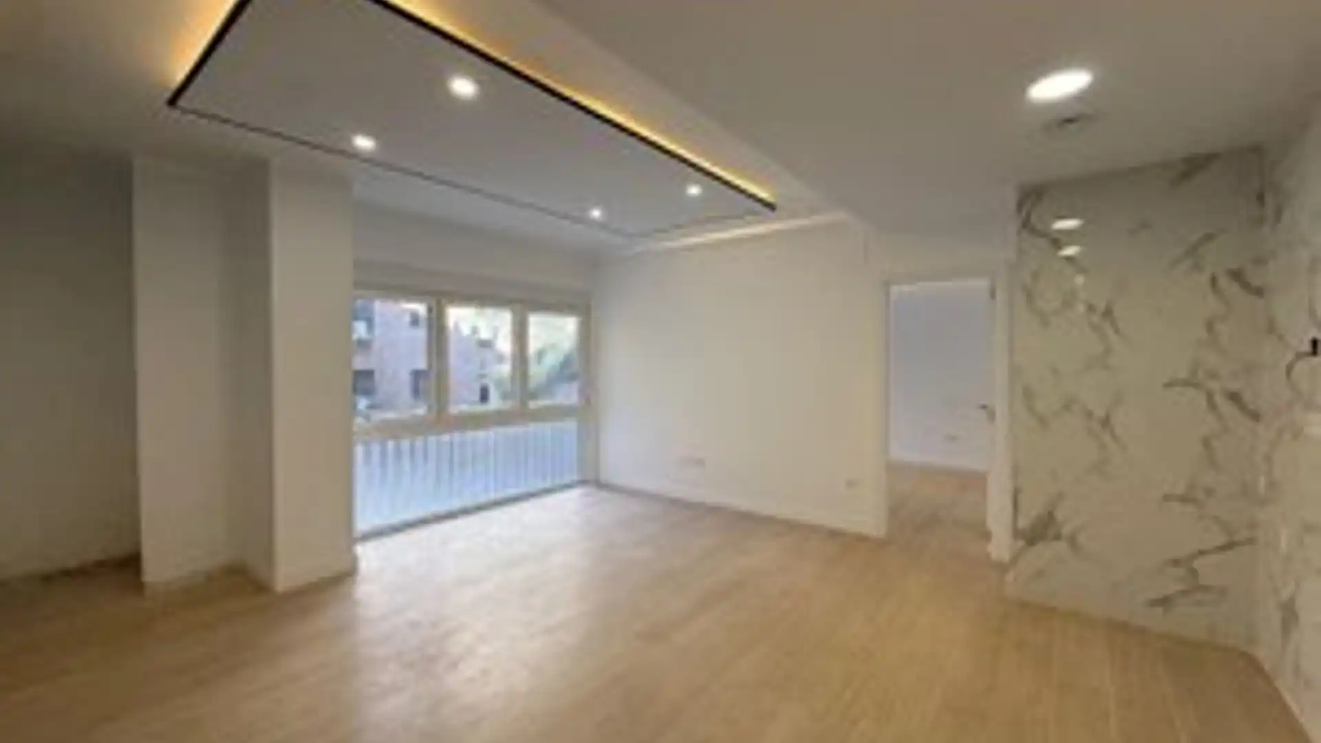 Wohnzimmer von Büro zum Verkauf in Las Rozas de Madrid mit Klimaanlage, Heizung und Abstellraum