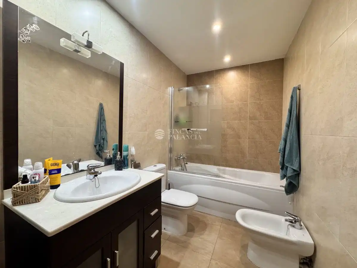 Bathroom of Flat for rent in Geldo, Castellón