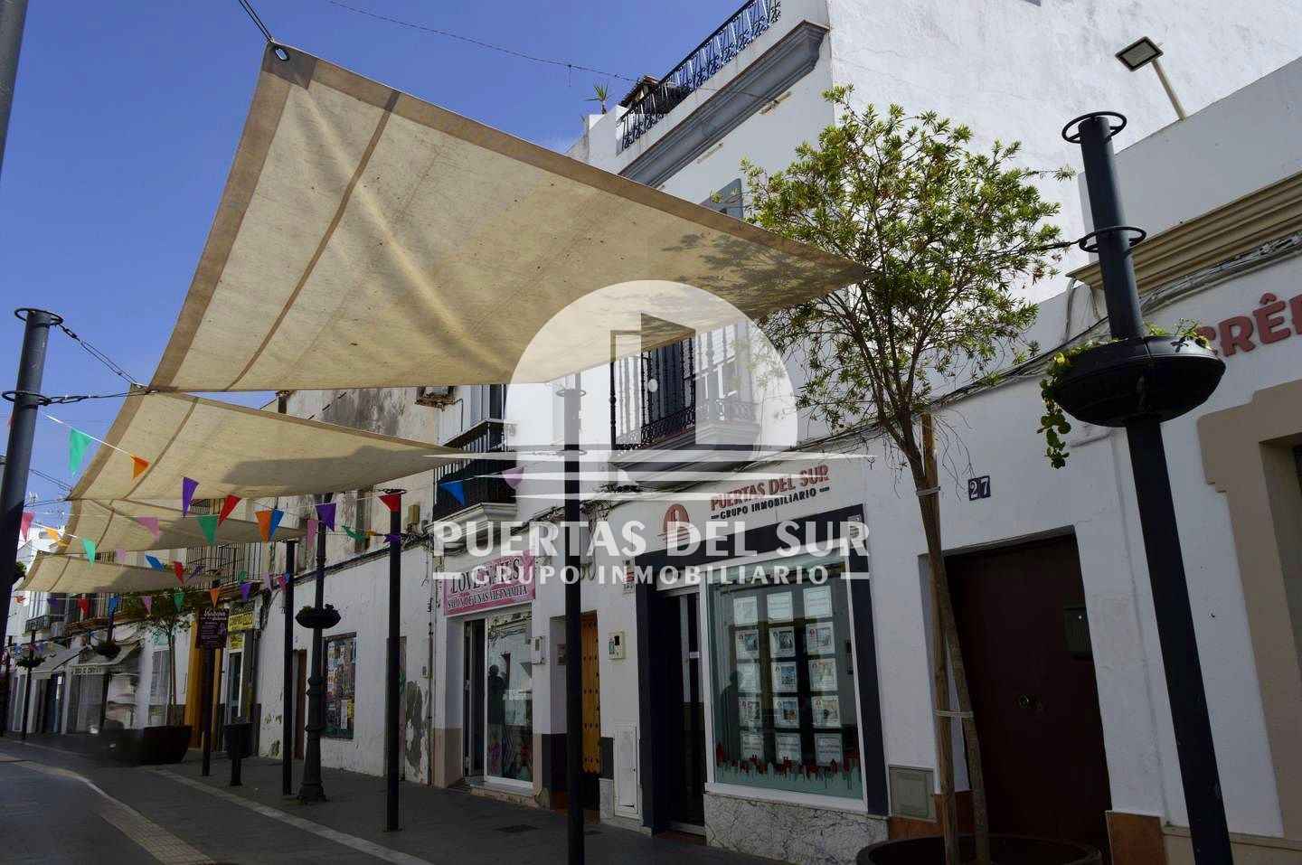 Vista exterior de Pis en venda en Rota