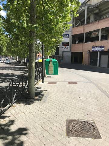 Local comercial en Venta en C/ del Maestro en Las Dehesillas - Vereda de los Estudiantes