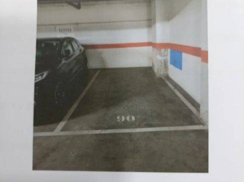 Garaje en Venta en Calle Profesor Manuel Olivencia Ruiz, 13 en Colores -  Entreparques