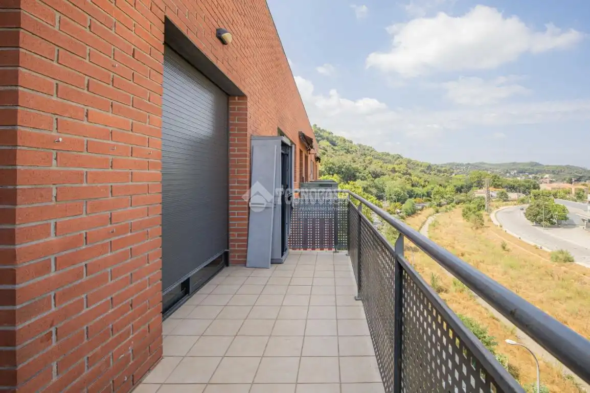 Terraza de Piso en venta en Montcada i Reixac con Aire acondicionado y Balcón