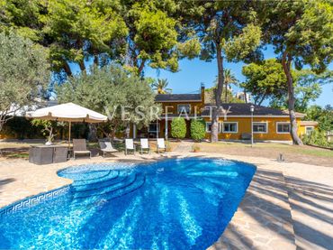Villa zum Verkauf in Garbinet - Vistahermosa