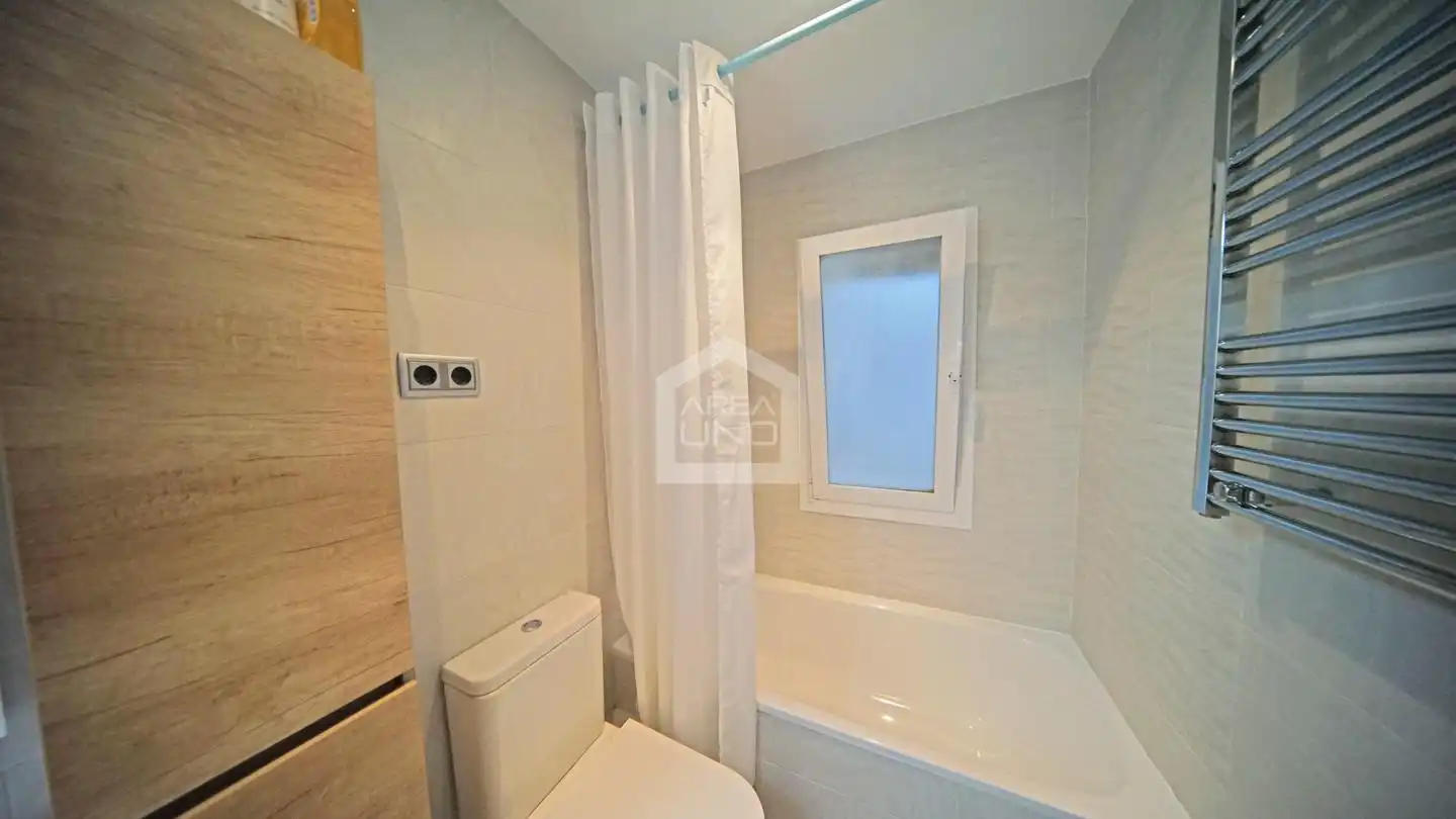 Baño de Piso en venta en Alcorcón con Aire acondicionado, Calefacción y Parquet