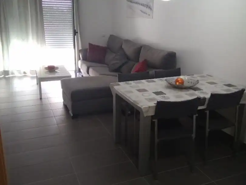 Piso con ascensor en venta en Carrer d'Hipólito Lázaro 9, imagen 3