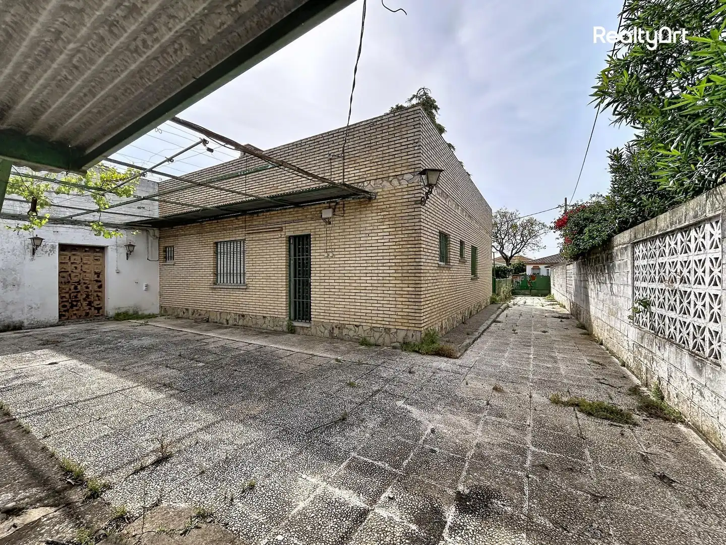 Außenansicht von Residential zum Verkauf in Valencina de la Concepción