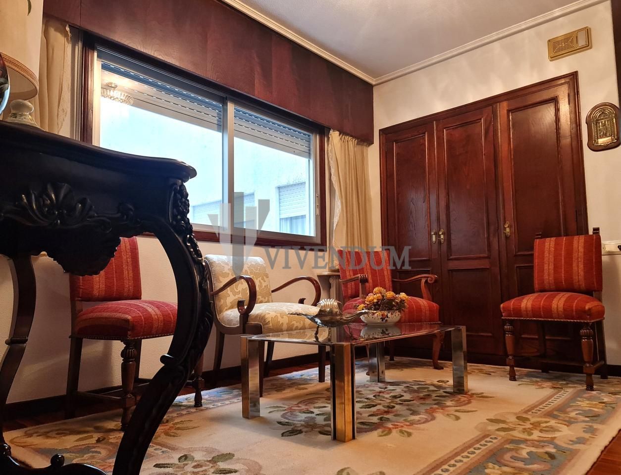 Sala d'estar de Pis en venda en Vigo  amb Calefacció, Parquet i Traster