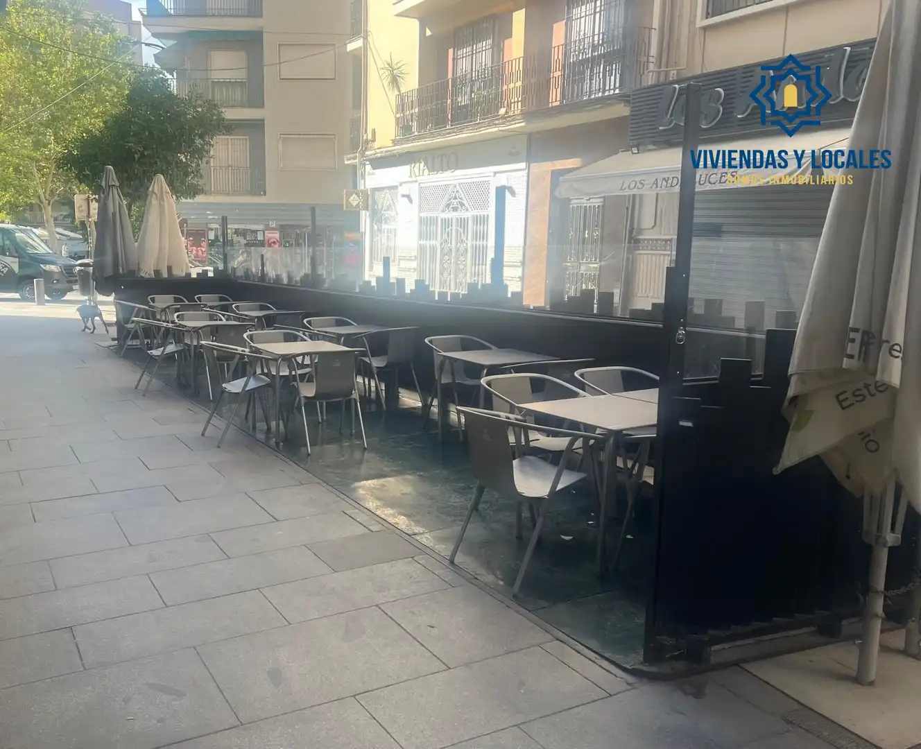 Terrassa de Local de lloguer en Granada amb Aire condicionat