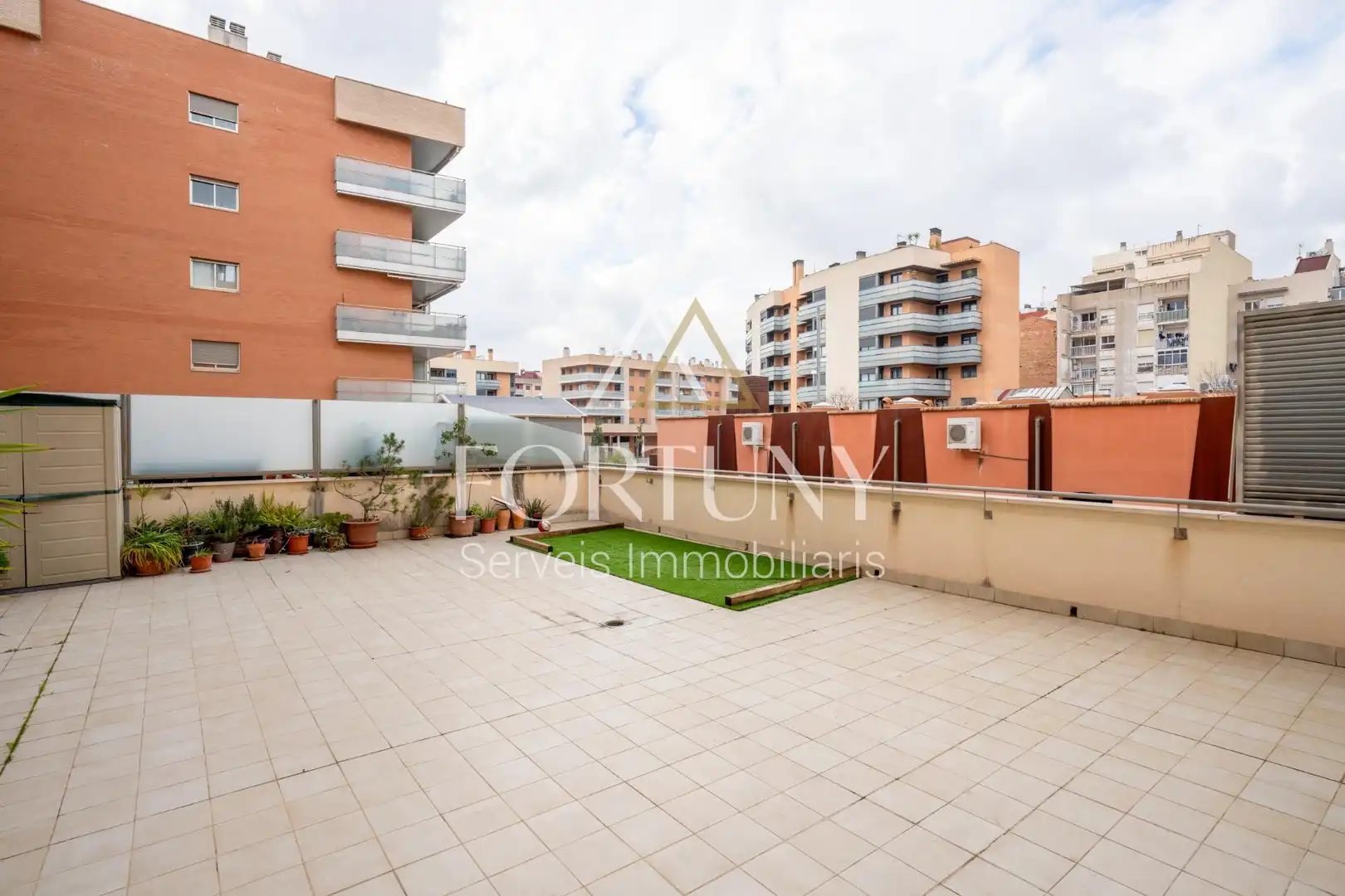 Terrassa de Pis en venda en Reus amb Aire condicionat, Calefacció i Traster