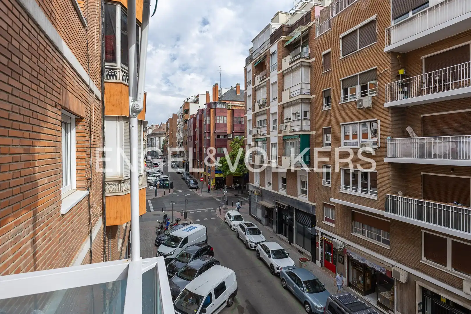Vista exterior de Piso en venta en Madrid con Aire acondicionado, Calefacción y Parquet