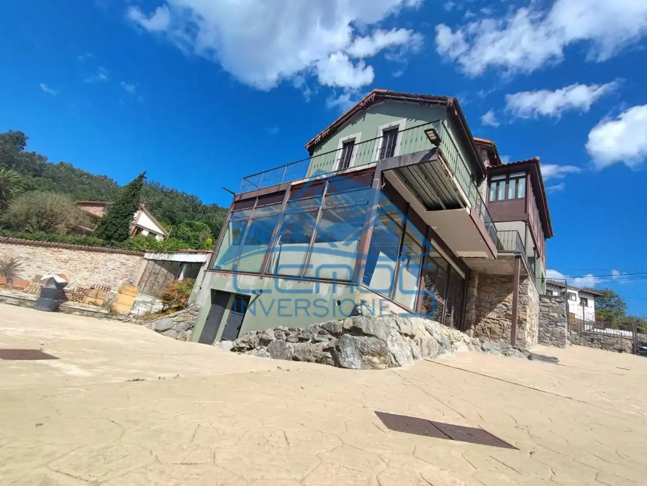 Exterior view of Houses for sale in Candamo  with Air Conditioner, Private garden and Terrace