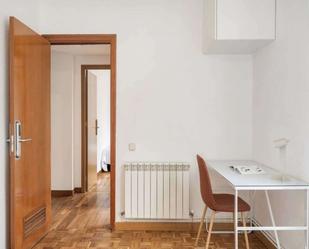 Bedroom of Flat to share in  Madrid Capital  with Air Conditioner and Terrace