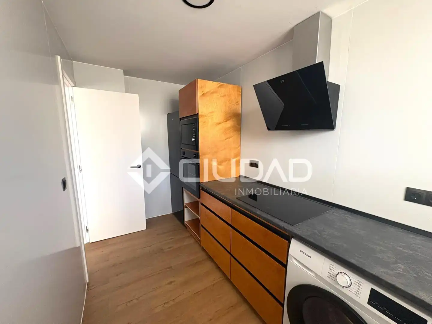 Kitchen of Flat for sale in Sanlúcar de Barrameda  with Furnished
