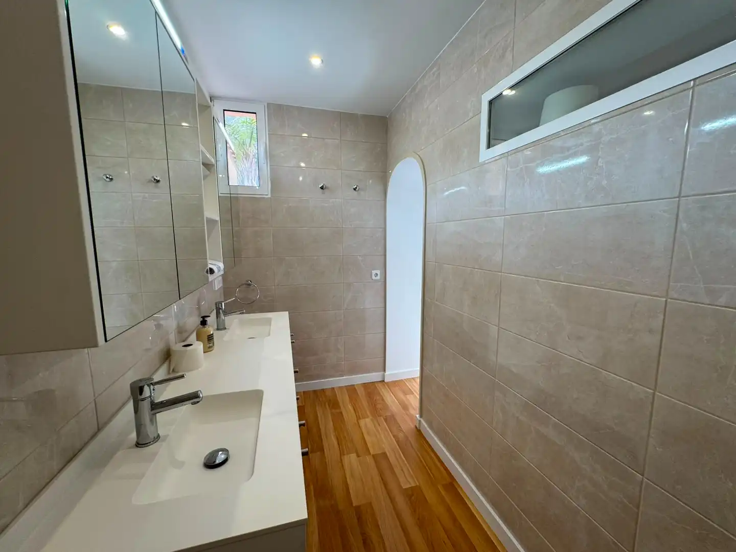 Baño de Casa o chalet en venta en El Campello con Aire acondicionado, Calefacción y Jardín privado