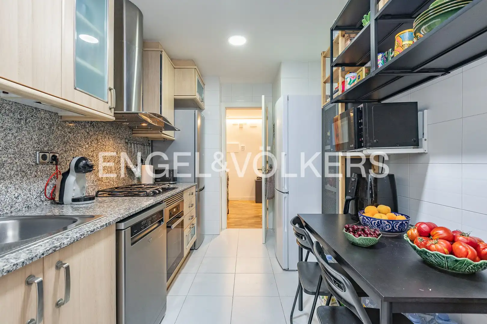 Kitchen of Attic for sale in Sant Cugat del Vallès  with Heating, Parquet flooring and Swimming Pool