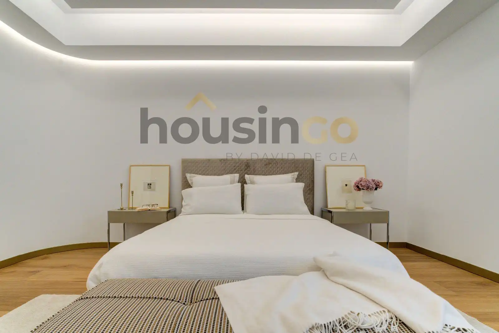Bedroom of Flat for sale in Madrid  with Air Conditioner, Heating and Terrace