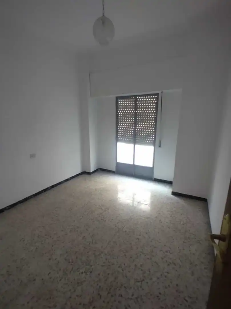 Habitación de Casa o chalet en venta en Baena con Parquet, Terraza y Balcón