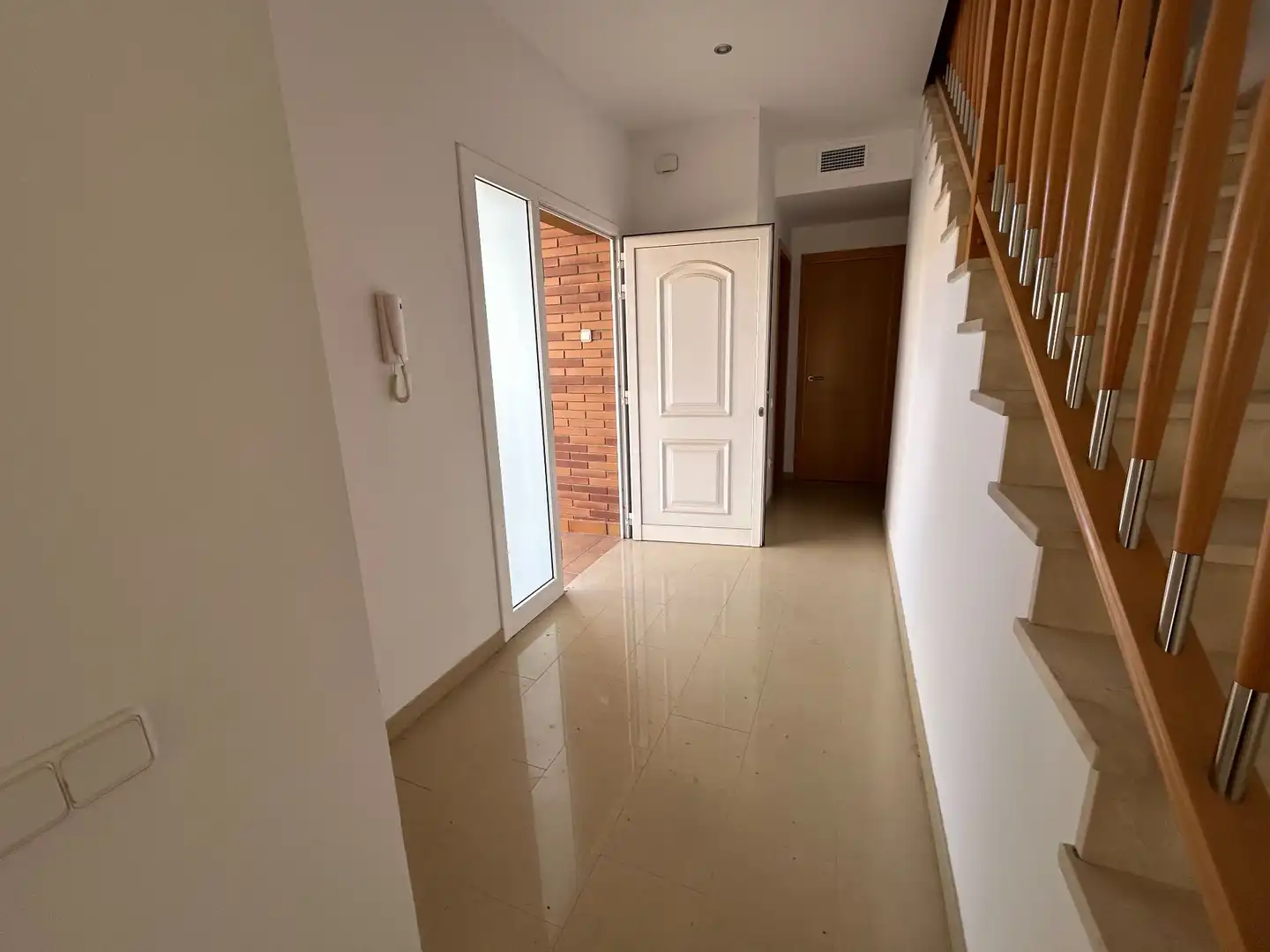 Casa amb jardí en venda a Llorenç del Penedès, imagen 2