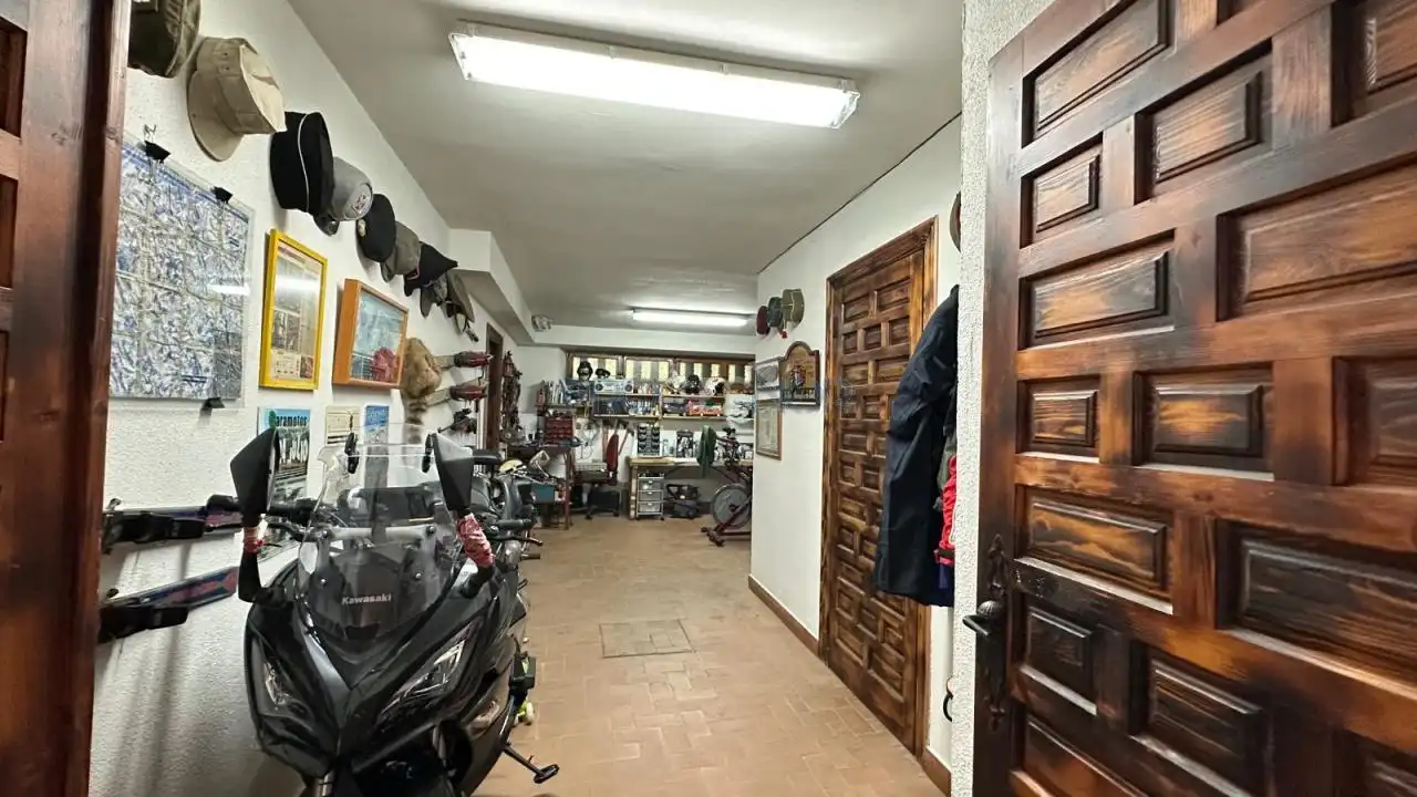 Casa o xalet en venda en Mansilla de las Mulas amb Calefacció, Jardí privat i Piscina