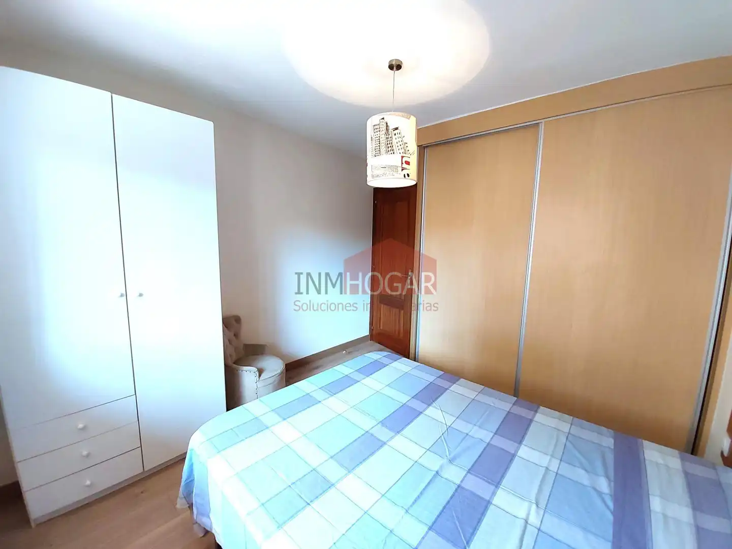 Habitación de Piso en venta en Ávila con Calefacción, Terraza y Trastero