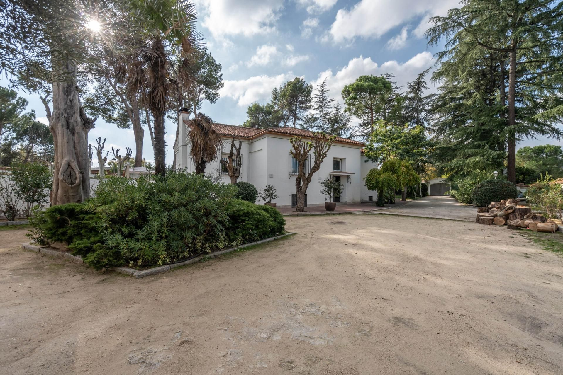 Exterior view of Residential for sale in  Madrid Capital