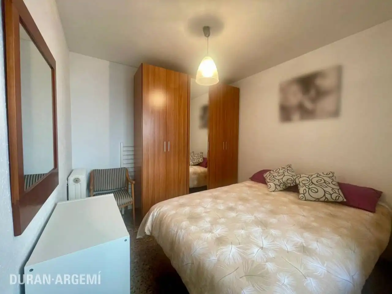 Habitación de Piso en venta en Terrassa con Calefacción y Balcón