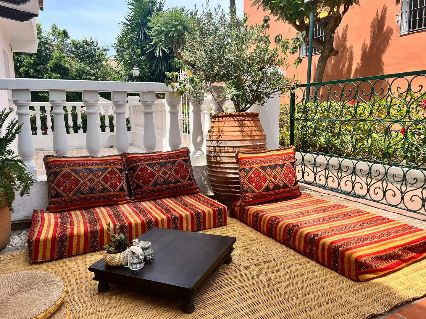 Terrassa de Casa adosada en venda en Estepona amb Aire condicionat, Jardí privat i Terrassa