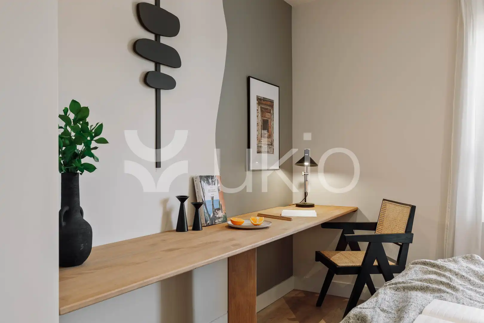 Apartamento con terraza en alquiler en Carrer de Balmes, imagen 4