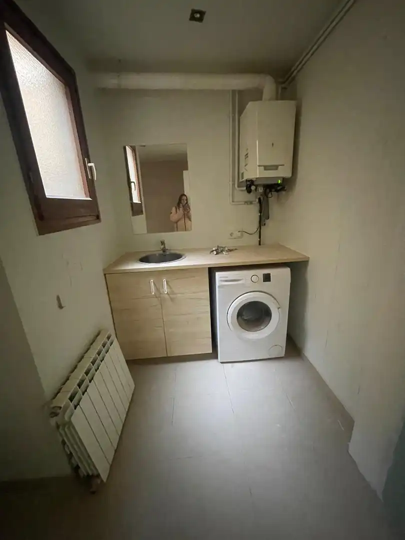 Baño de Piso en venta en Manlleu con Calefacción y Balcón