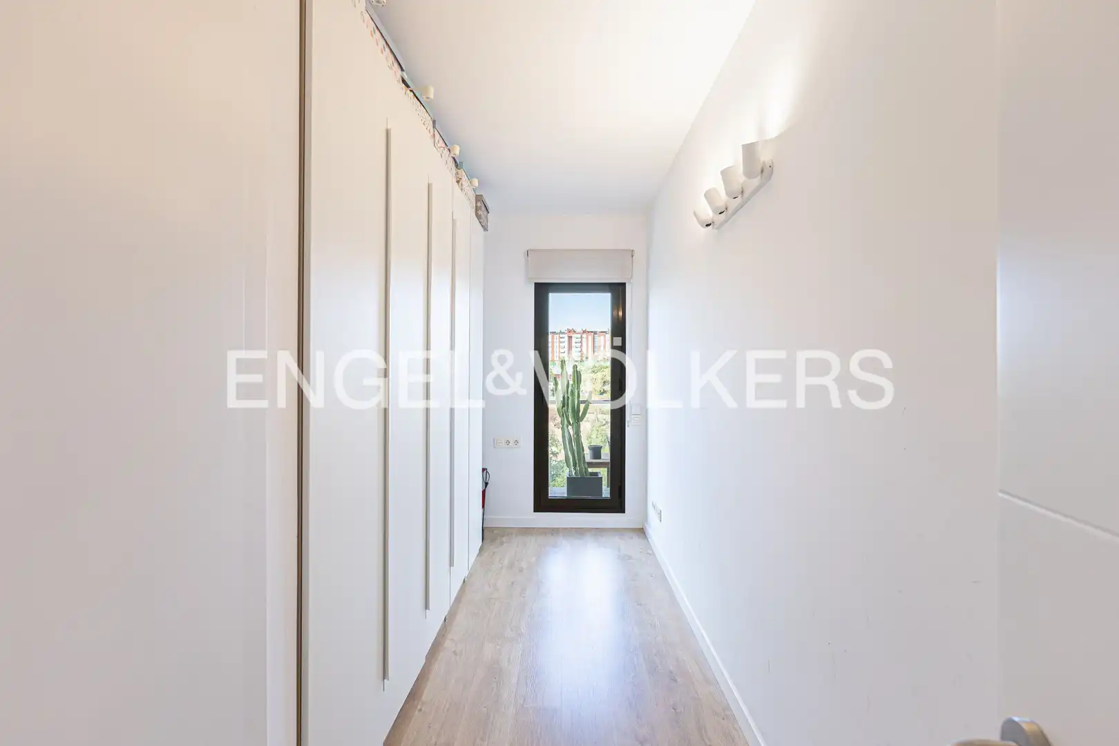 Piso en venta en Sant Joan Despí con Aire acondicionado, Calefacción y Parquet
