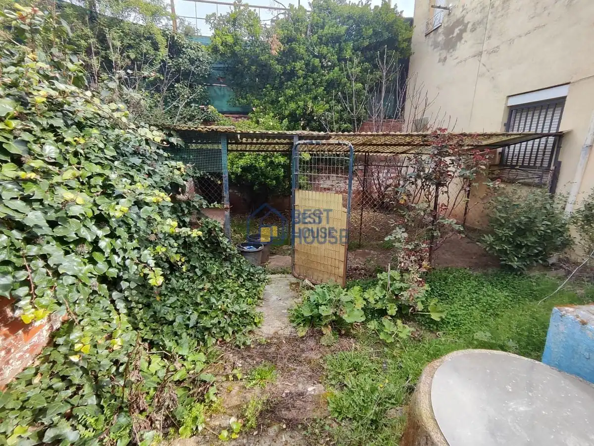 Casa o xalet en venda en León Capital  amb Calefacció, Jardí privat i Parquet