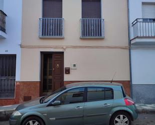 Vista exterior de Casa o xalet en venda en Teba amb Calefacció, Terrassa i Traster