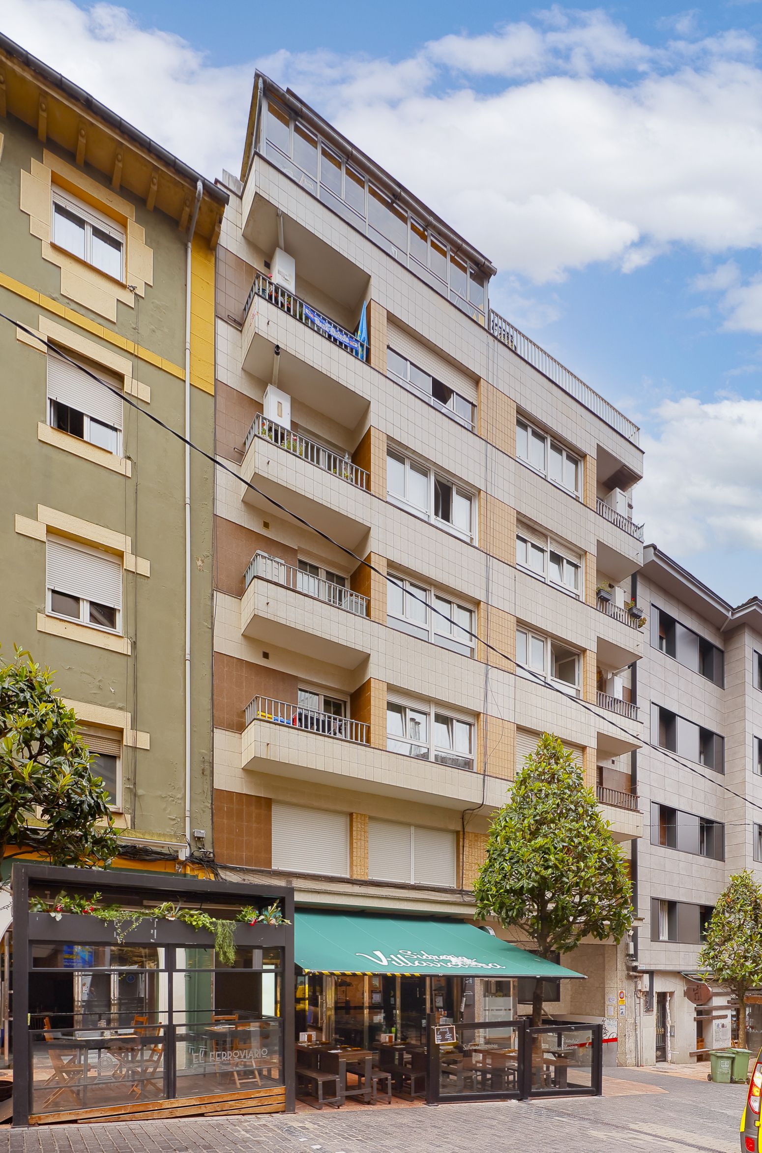 Exterior view of Flat for sale in Oviedo   with Heating, Terrace and Storage room