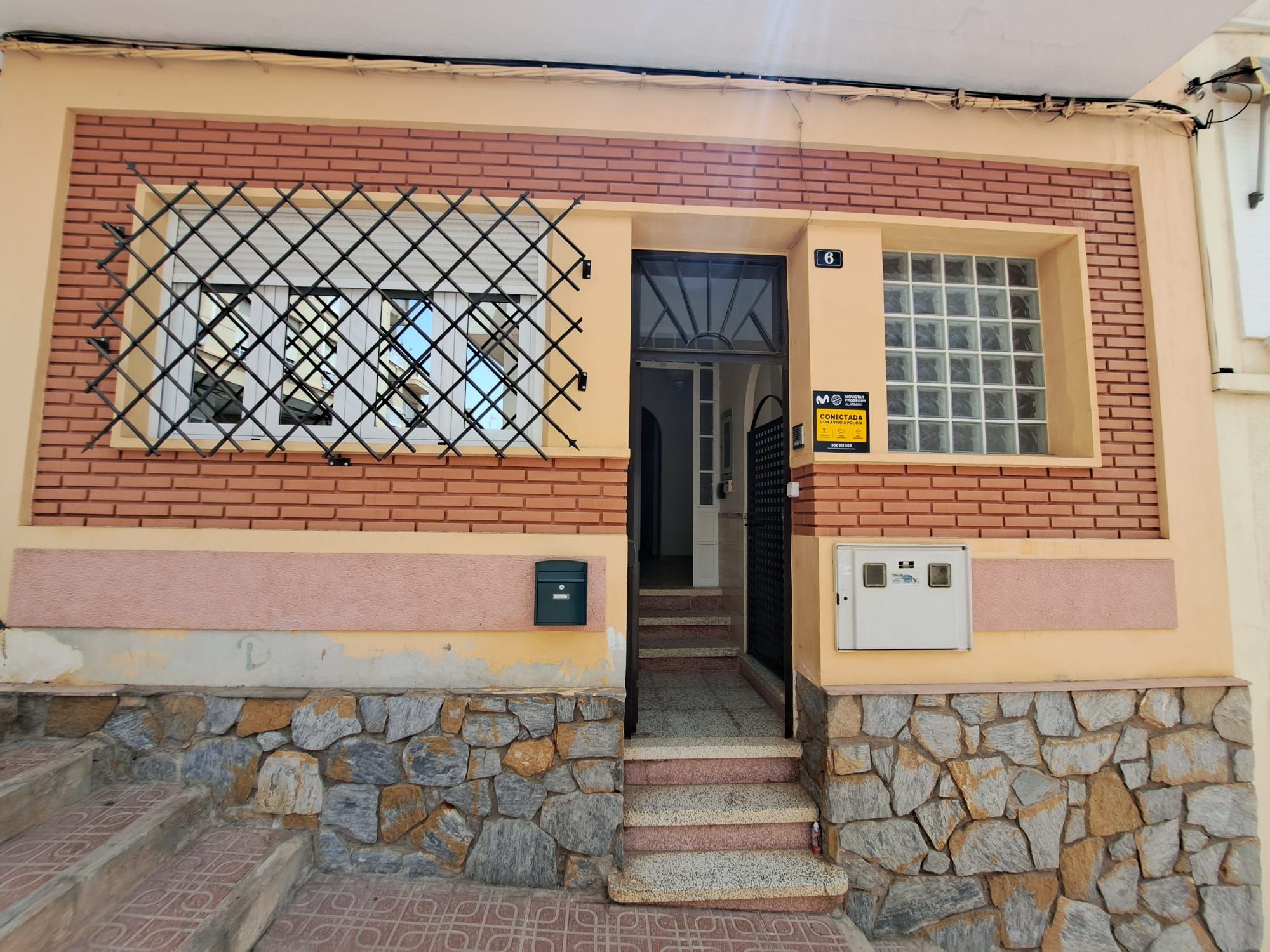 Vista exterior de Casa o xalet de lloguer en Águilas amb Aire condicionat, Moblat i TV