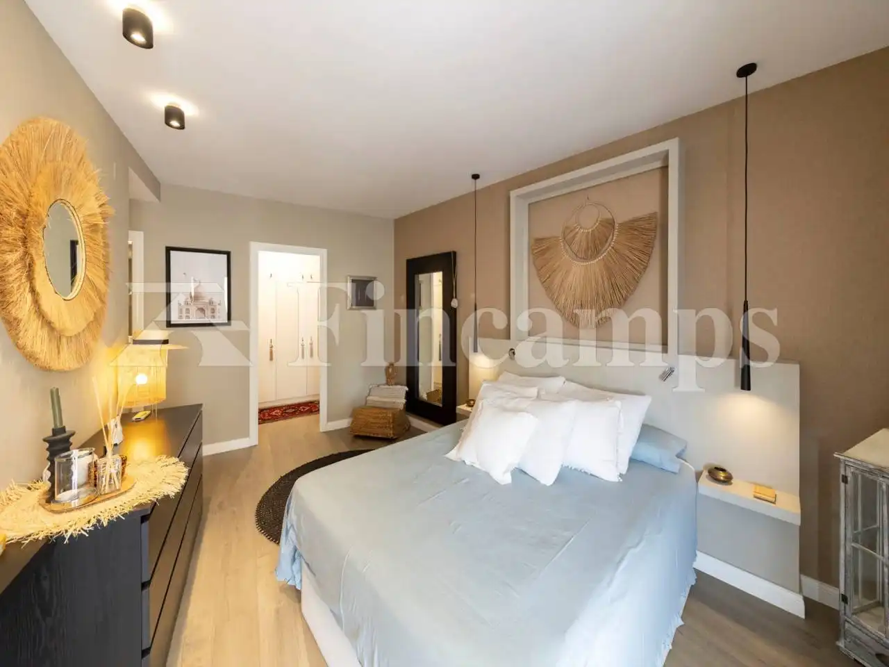 Bedroom of Attic for sale in Sabadell  with Air Conditioner, Heating and Parquet flooring