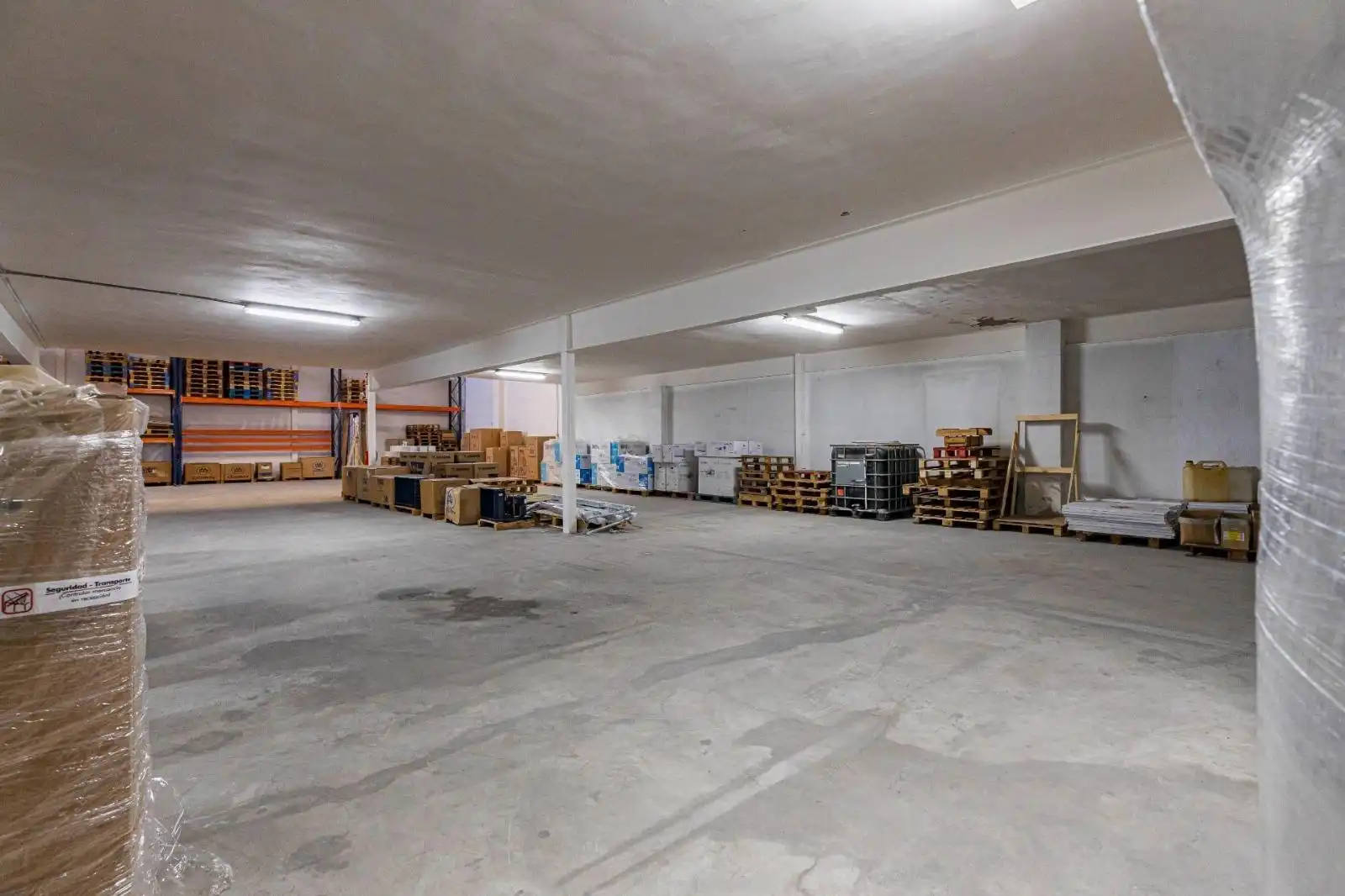 Fabrikhallen zur Miete in Alicante / Alacant