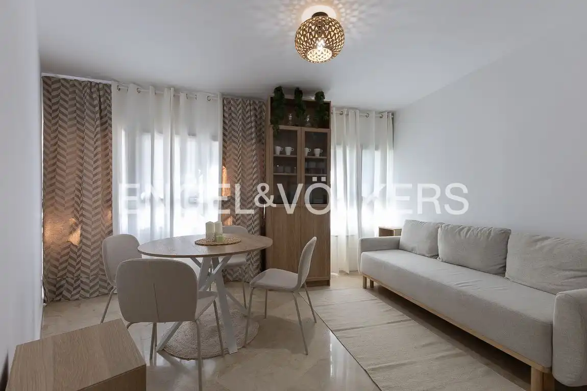 Wohnzimmer von Wohnung zur Miete in Valencia mit Klimaanlage, Heizung und Möbliert