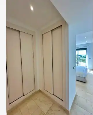 Bedroom of Flat for sale in Selwo